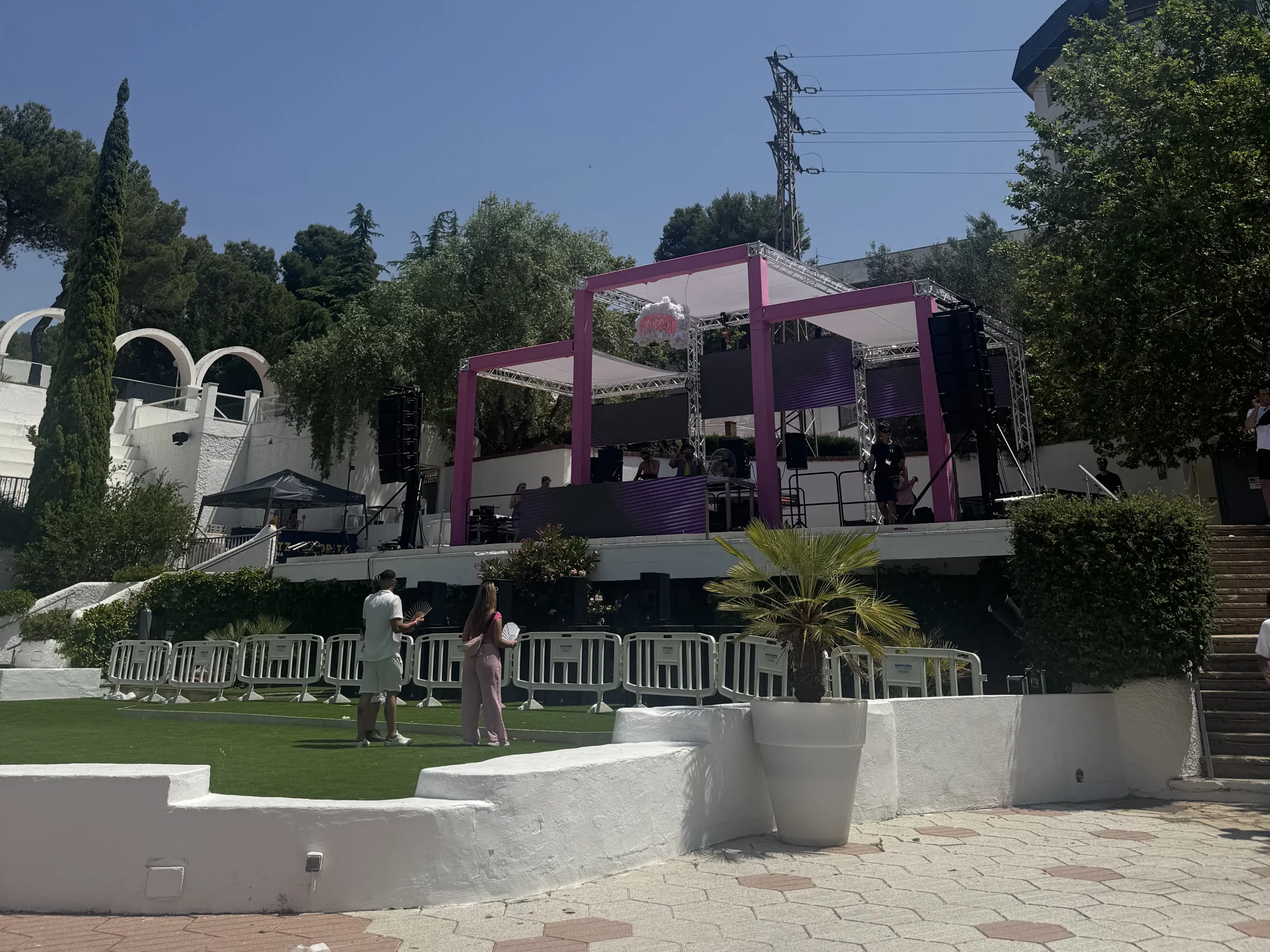 escenario pinkcloud